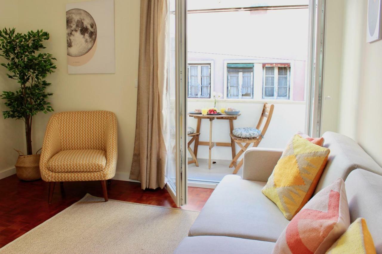 Апартаменты River View Balcony - Historic Center ! Лиссабон Экстерьер фото